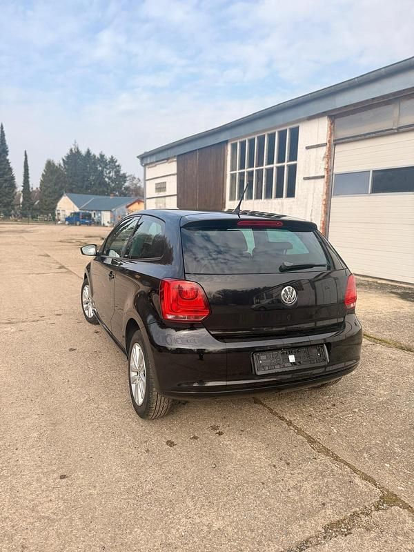 Gebraucht VW Polo Style 69 PS (50 kW) 2011 Schwarz Kleinwagen