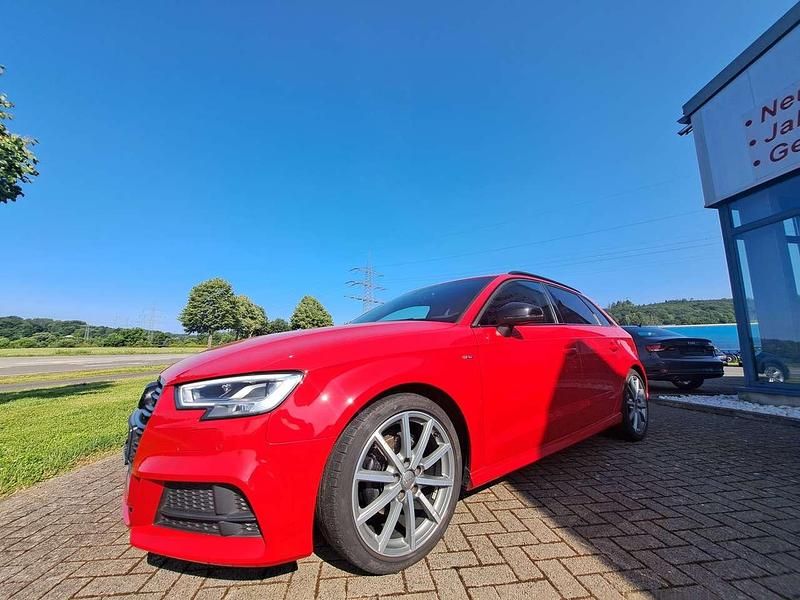 Gebraucht Audi A3 150 PS (110 kW) 2018 Tangorot Limousine