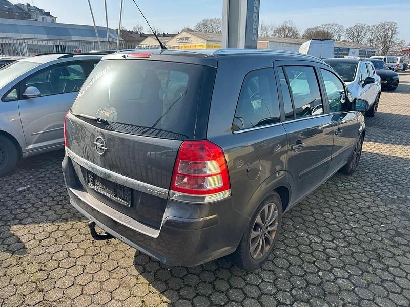 Gebraucht Opel Zafira 125 PS (91 kW) 2010 Grau Van / Kleinbus