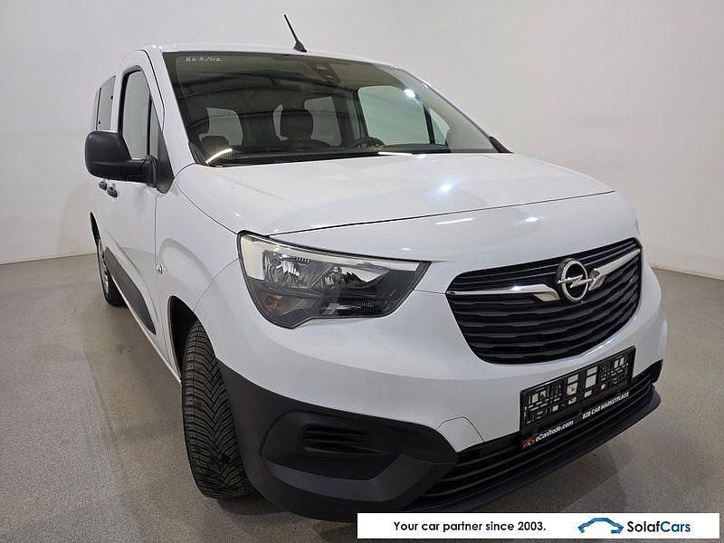 Gebraucht Opel Combo Life Edition 102 PS (75 kW) 2022 Weiß Van / Kleinbus