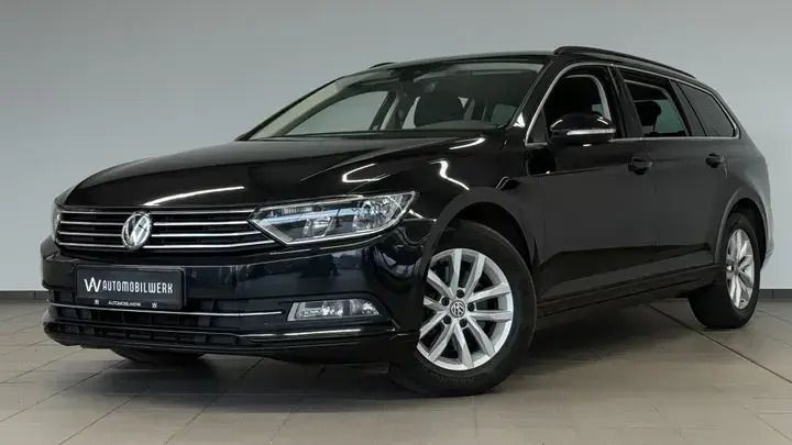 Gebraucht VW Passat Highline 179 PS (131 kW) 2017 Blau Kombi