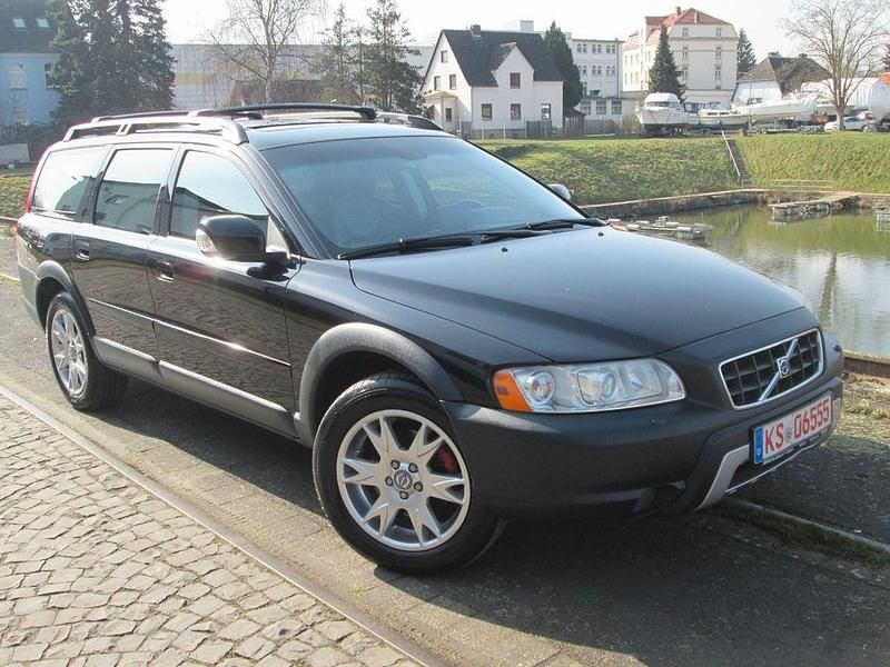 Gebraucht Volvo XC70 185 PS (136 kW) 2007 Schwarz Kombi