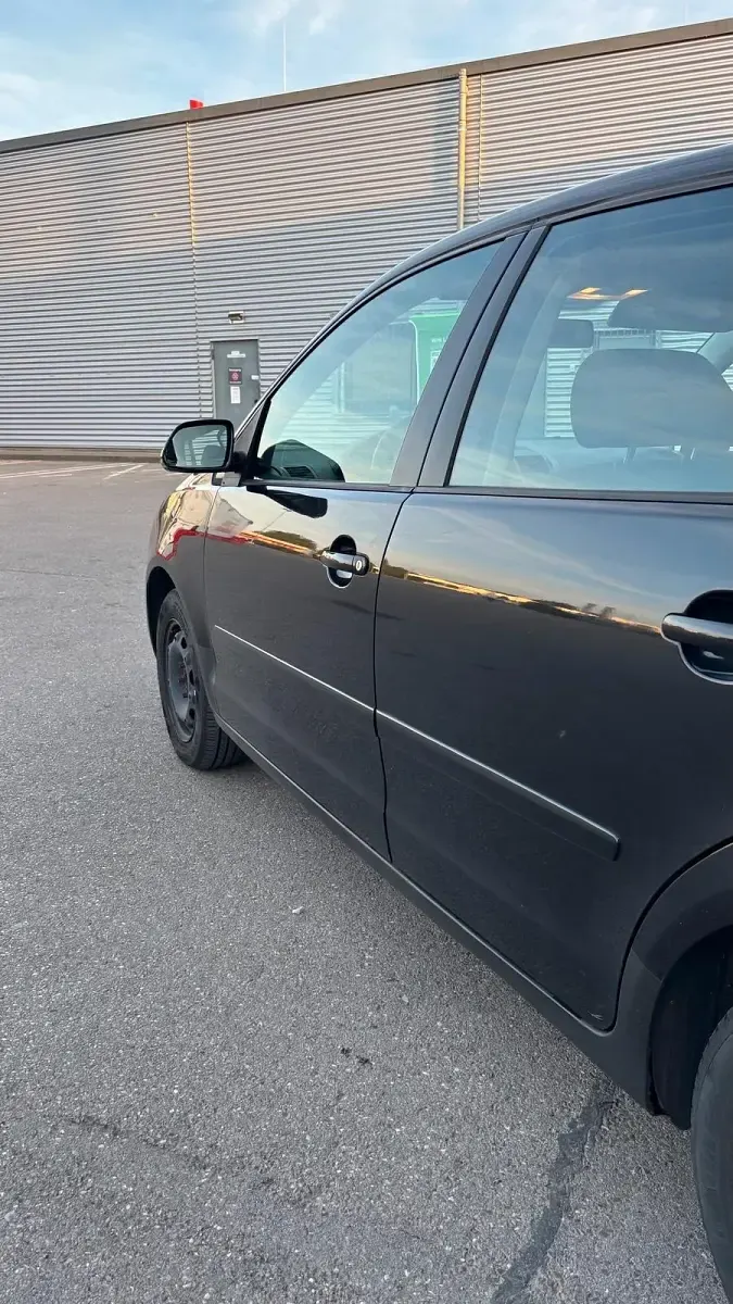 Gebraucht VW Polo 80 PS (58 kW) 2008 Schwarz Kleinwagen
