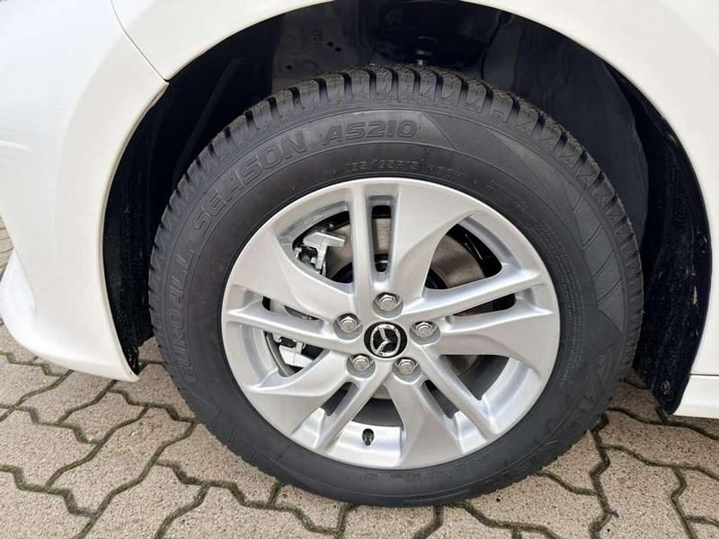 Neu Mazda 2 Center-Line 116 PS (85 kW) 2025 Lunar white Kleinwagen