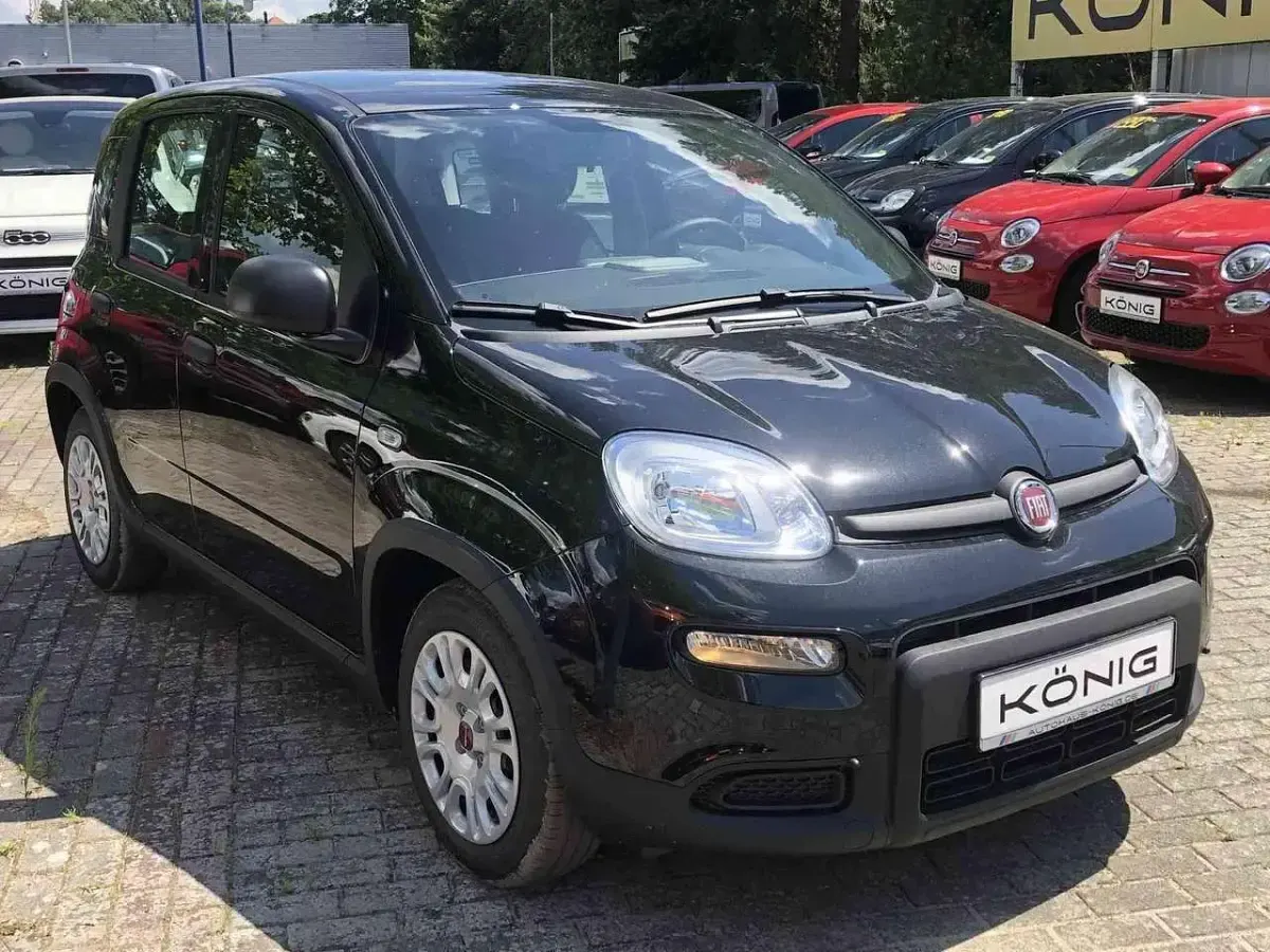 Gebraucht Fiat Panda 69 PS (50 kW) 2024 Cinema schwarz Kleinwagen