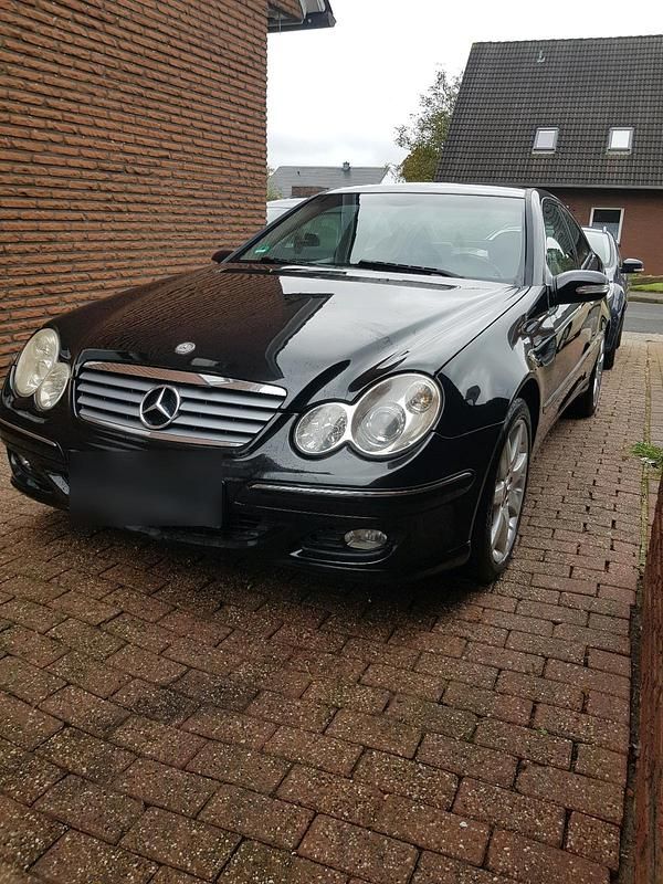 Gebraucht Mercedes C200 2008 Blau Coupé