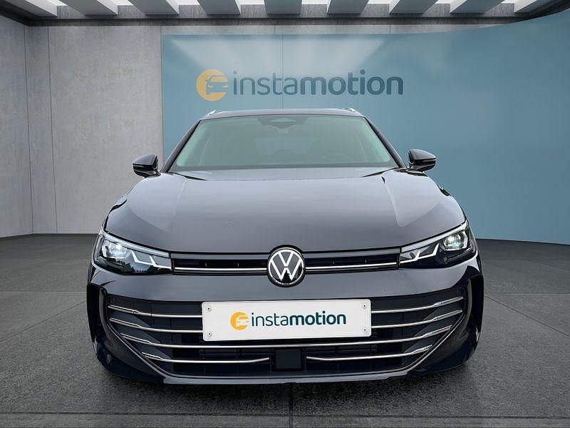 Neu VW Passat 150 PS (110 kW) 2025 Schwarz Kombi