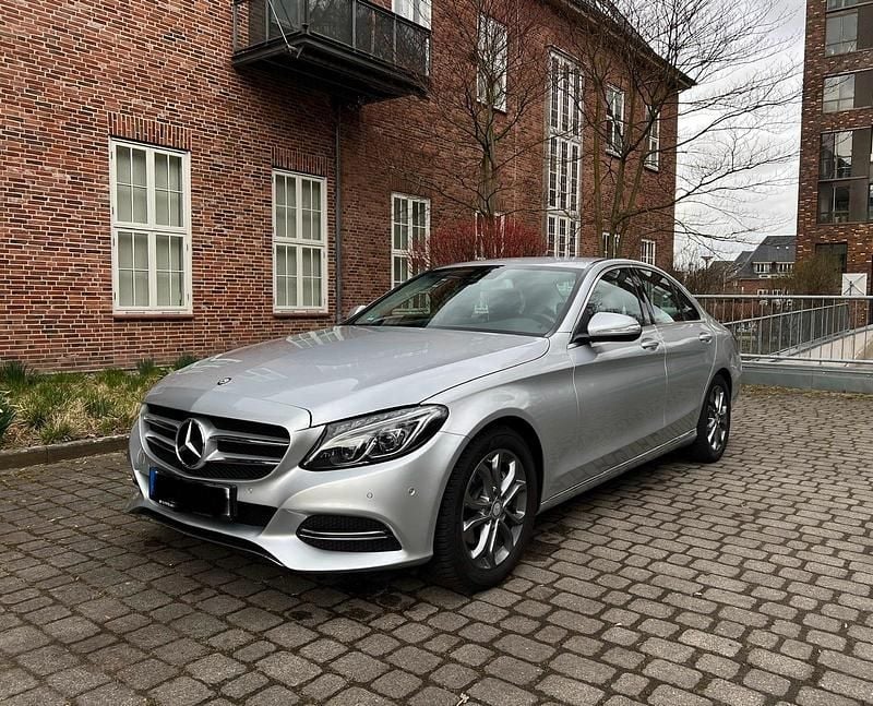 Gebraucht Mercedes C220 170 PS (125 kW) 2014 Silber Limousine
