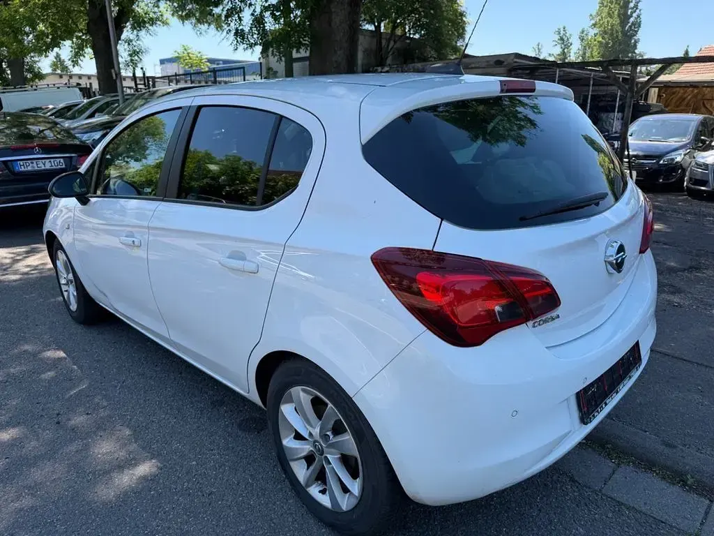 Usado Opel Corsa Active 90 HP (66 kW) 2018 Branco Citadino
