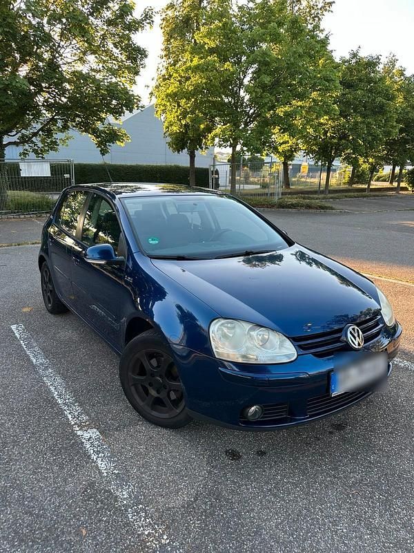 Blau Gebraucht 2006 VW Golf V Limousine | 1.900 € (Fairer Preis) - Bild 1/4