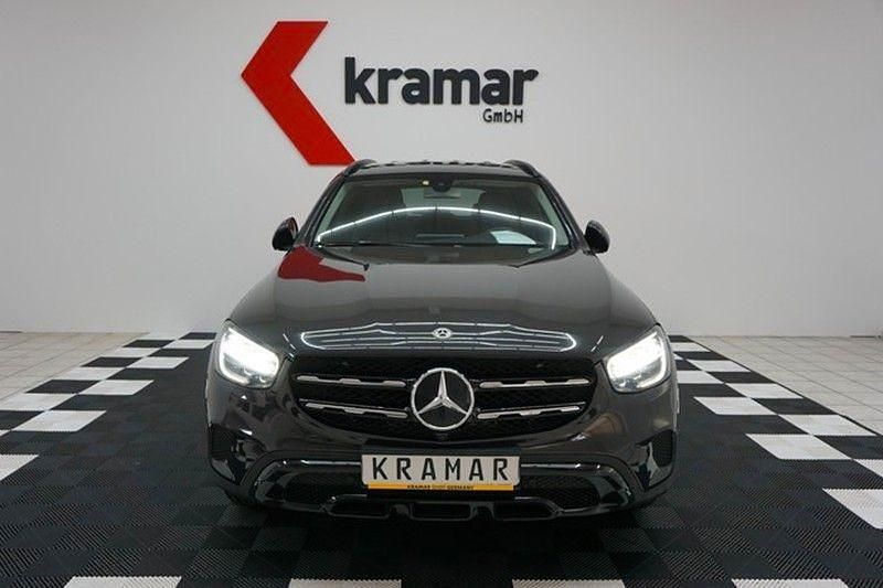 Gebraucht Mercedes GLC200 Luxury 163 PS (119 kW) 2020 Graphite SUV