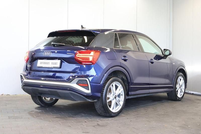 Gebraucht Audi Q2 S-Line 150 PS (110 kW) 2024 Navarrablau SUV