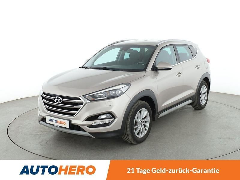 Grau Gebraucht 2017 Hyundai Tucson Style SUV | 19.390 € (Etwas zu teuer) - Bild 1/3
