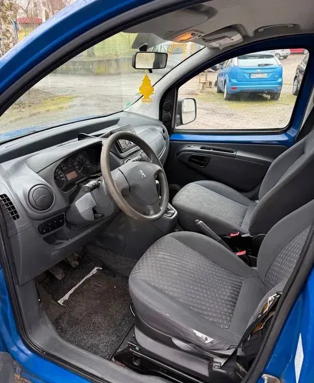 Gebraucht Peugeot Partner Tepee 75 PS (55 kW) 2010 Blau Van / Kleinbus