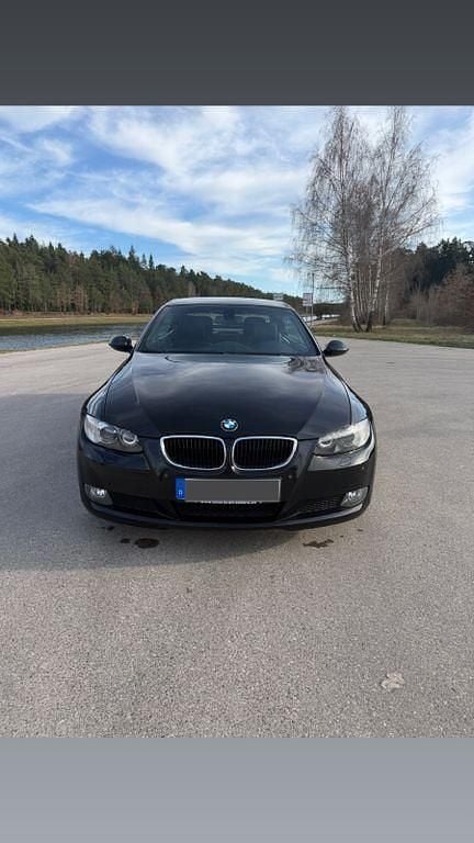Gebraucht BMW 320 Cabriolet 170 PS (125 kW) 2008 Schwarz Cabrio