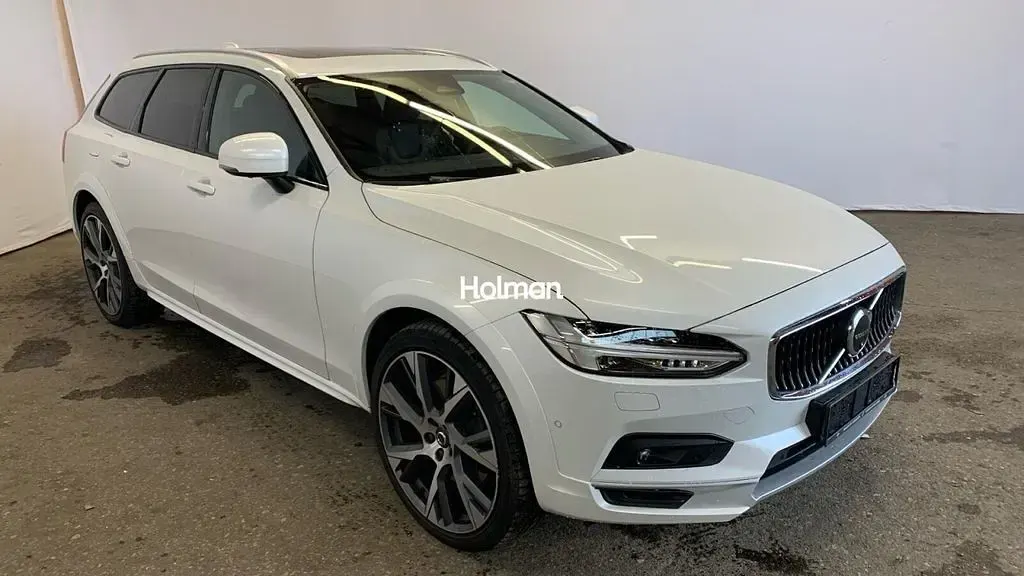 Gebraucht Volvo V90 CC Pro 235 PS (172 kW) 2022 Weiß Kombi