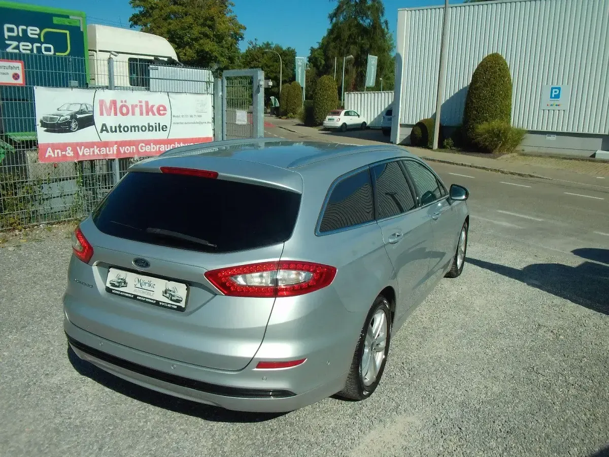 Gebraucht Ford Mondeo Titanium 150 PS (110 kW) 2015 Silber Kombi