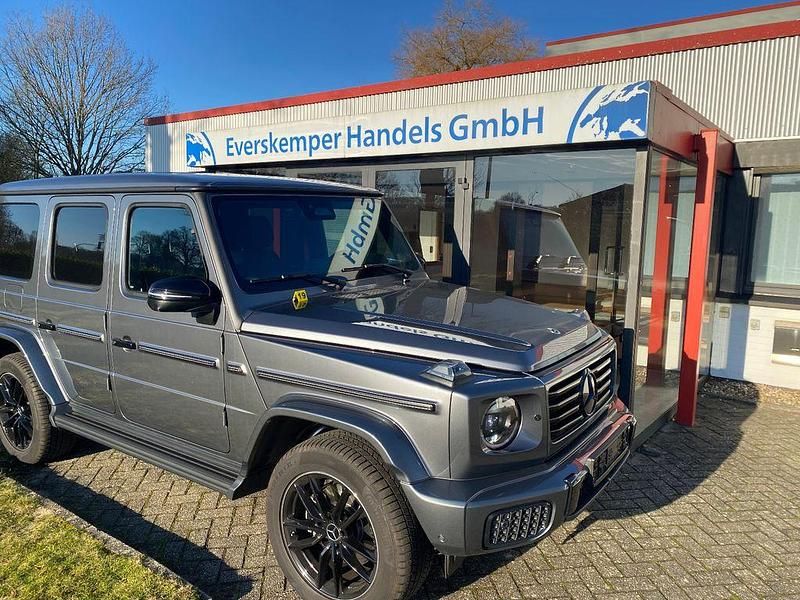 Gebraucht Mercedes G450 AMG line 367 PS (269 kW) 2024 Selenitgrau SUV