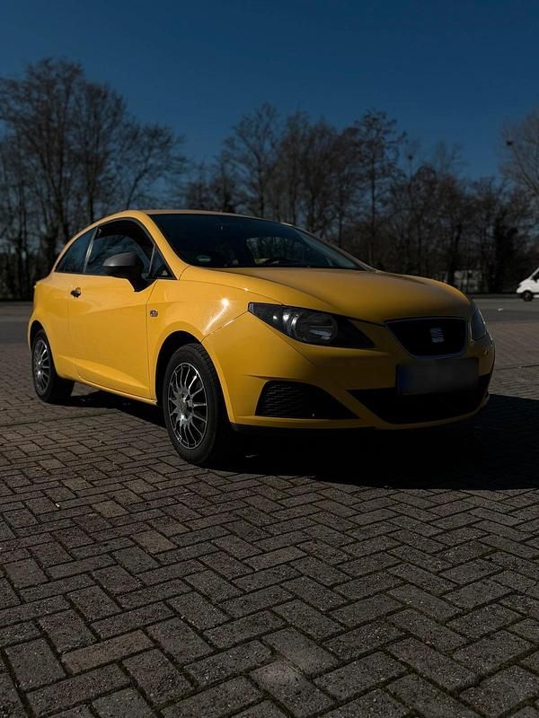 Gebraucht Seat Ibiza 70 PS (51 kW) 2009 Gelb Kleinwagen