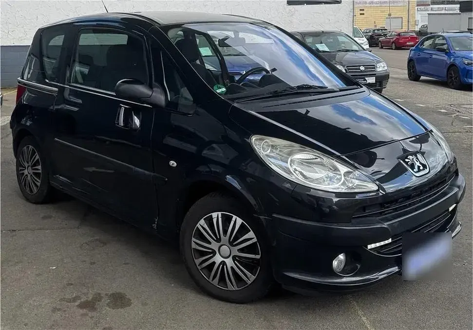 Gebraucht Peugeot 1007 80 PS (58 kW) 2007 Schwarz Van / Kleinbus