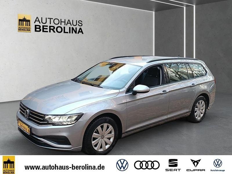 Gebraucht VW Passat R 150 PS (110 kW) 2022 Silber Kombi