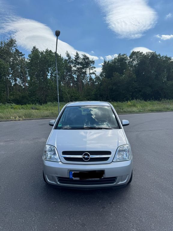 Silber Gebraucht 2006 Opel Meriva Van / Kleinbus | 3.800 € (Fairer Preis) - Bild 1/4