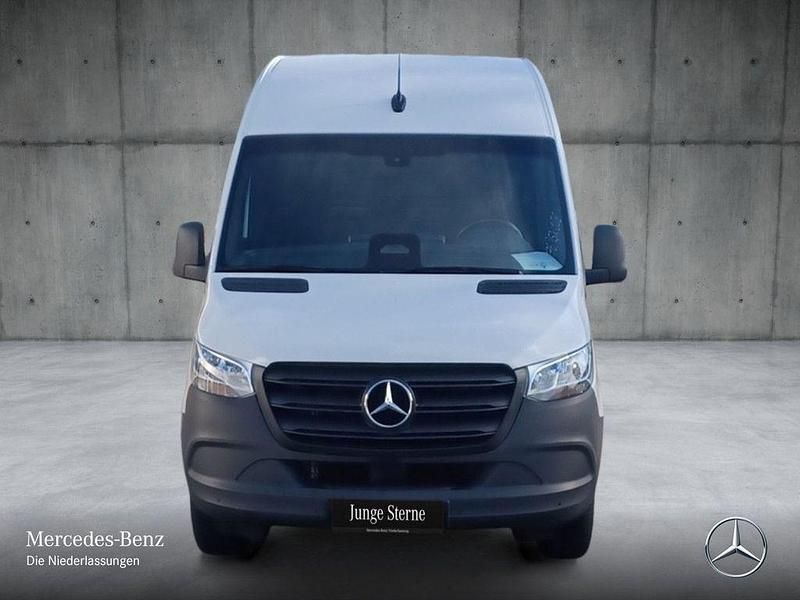 Używany Mercedes Sprinter 170 KM (125 kW) 2025 Biały Van