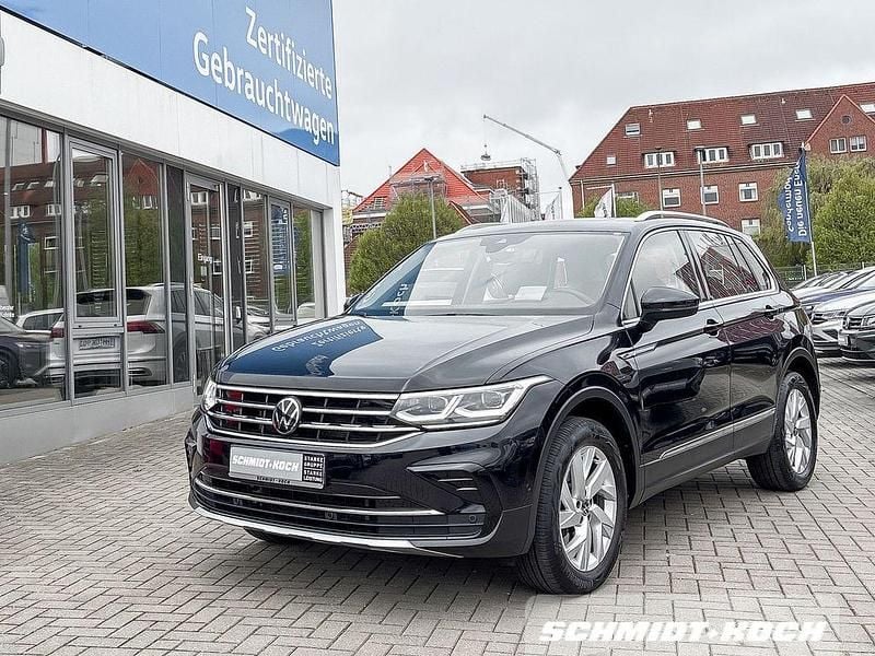 Usata VW Tiguan Elegance 200 CV (147 kW) 2023 Nero SUV