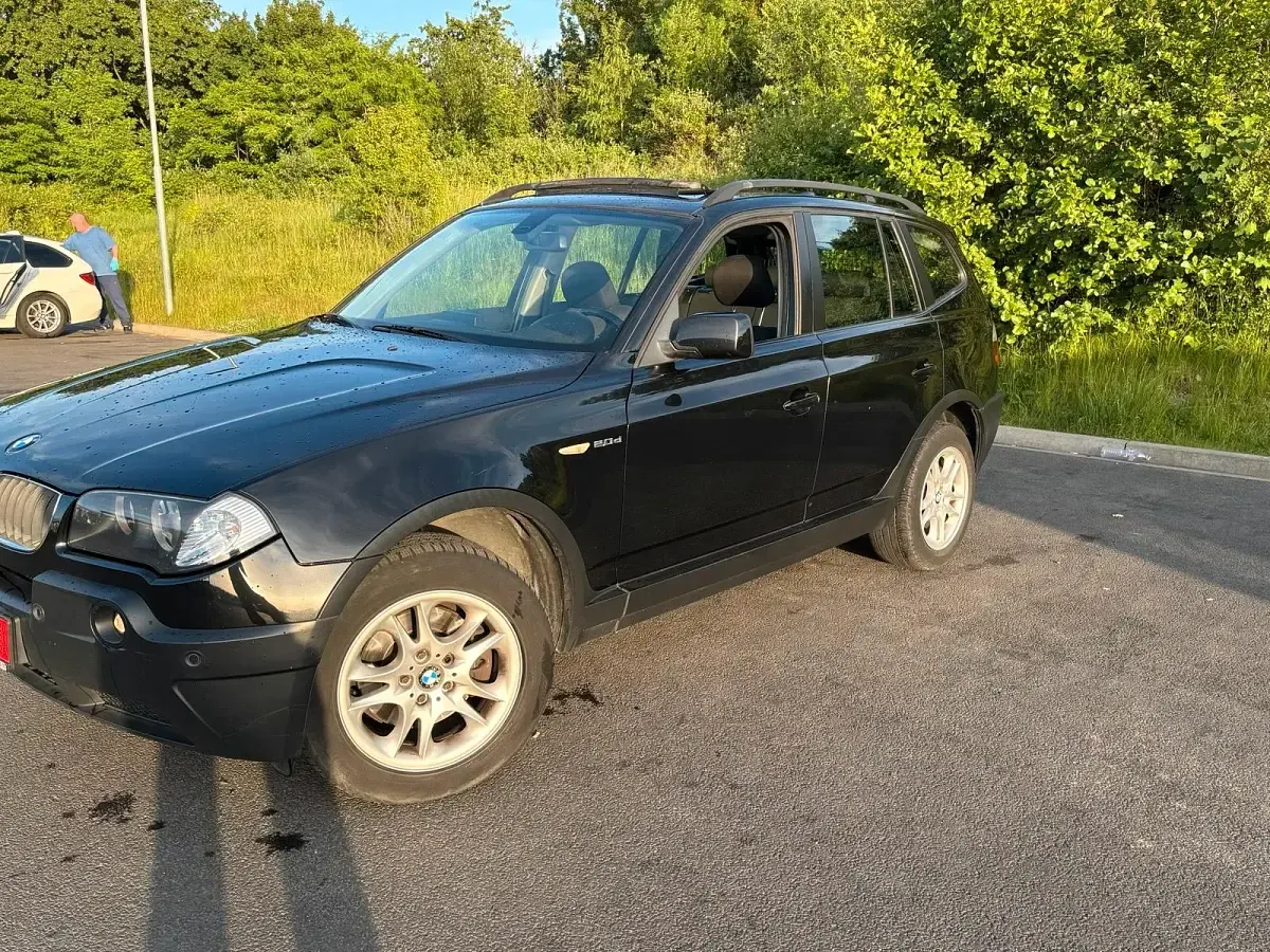 Gebraucht BMW X3 150 PS (110 kW) 2005 Schwarz SUV