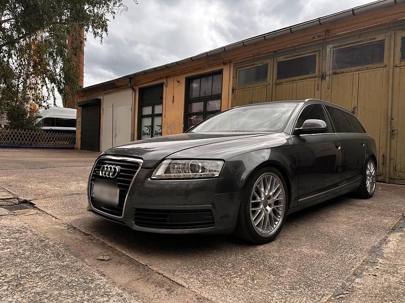 Grau Gebraucht 2010 Audi A6 S-Line Kombi | 7.900 € (Fairer Preis) - Bild 1/4