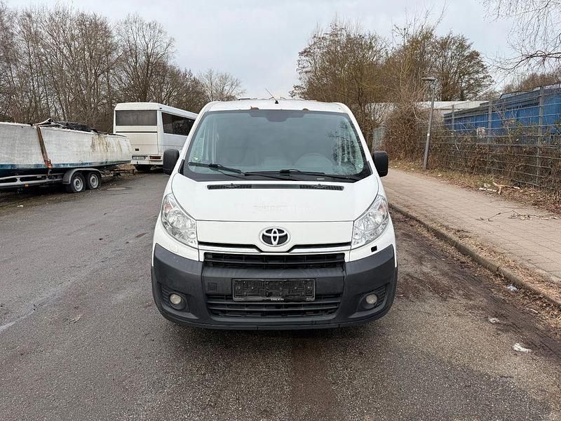 Gebraucht Toyota Proace 128 PS (94 kW) 2014 Weiß Van / Kleinbus
