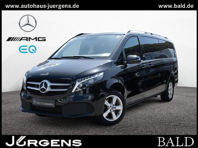 Obsidianschwarz metallic Gebraucht 2024 Mercedes V300 Avantgarde Van / Kleinbus | 61.800 € (Superpreis) - Bild 1/4