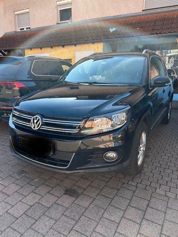 Gebraucht VW Tiguan Cup 140 PS (102 kW) 2013 Schwarz SUV
