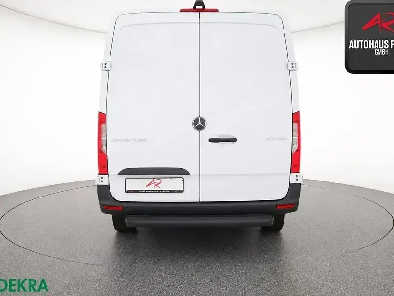 Gebraucht Mercedes Sprinter 170 PS (125 kW) 2022 Arktikweiss Van