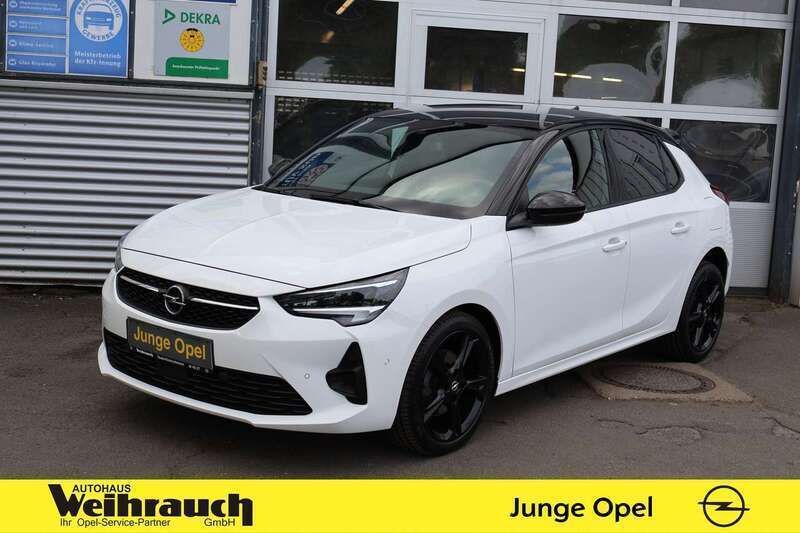 Jade weiss/schwarz Gebraucht 2022 Opel Corsa GS Line Kleinwagen | 18.995 € (Fairer Preis) - Bild 1/4