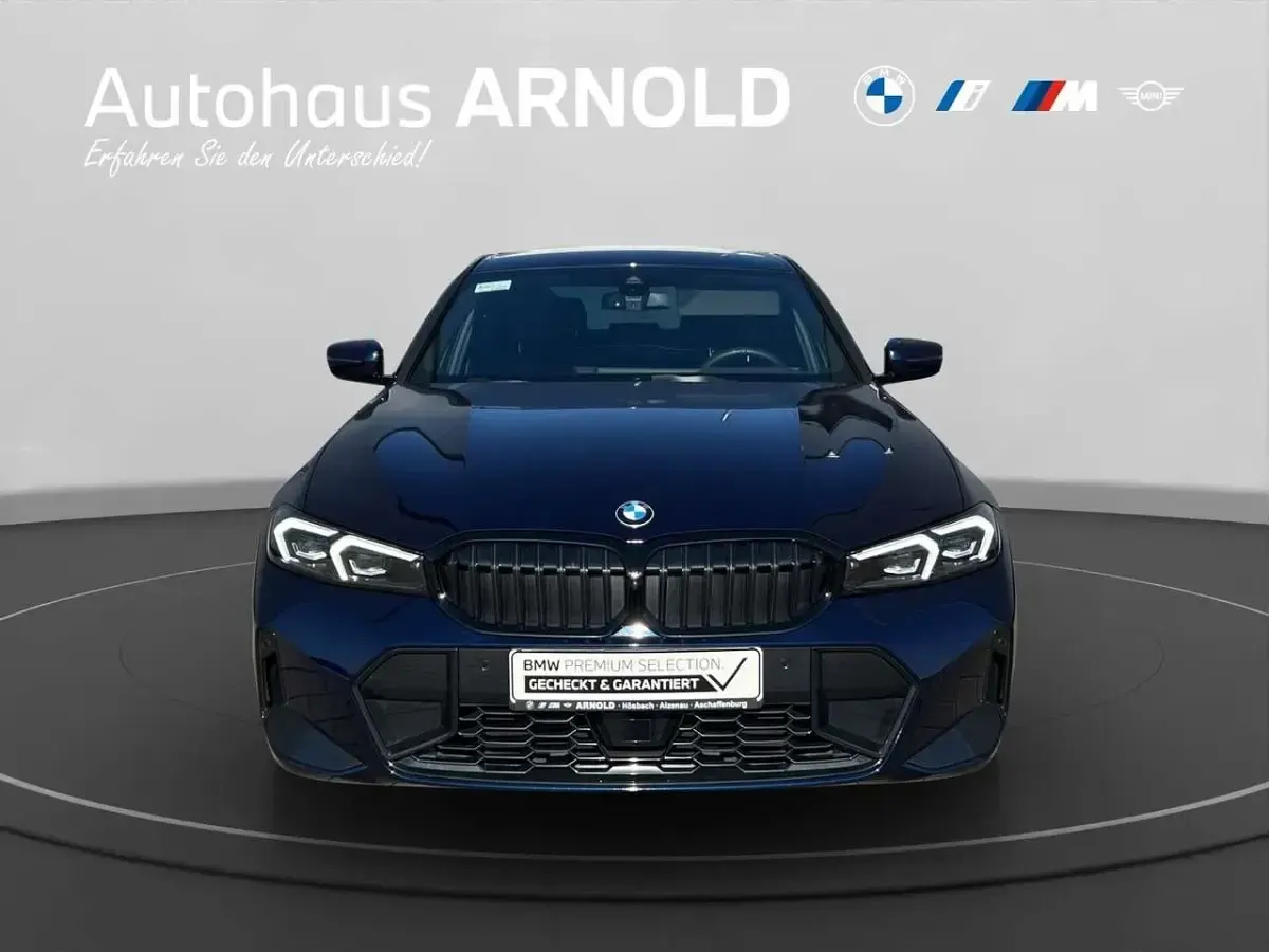 Gebraucht BMW 320 M Sport 190 PS (139 kW) 2026 Bmw individual tansanitblau Limousine