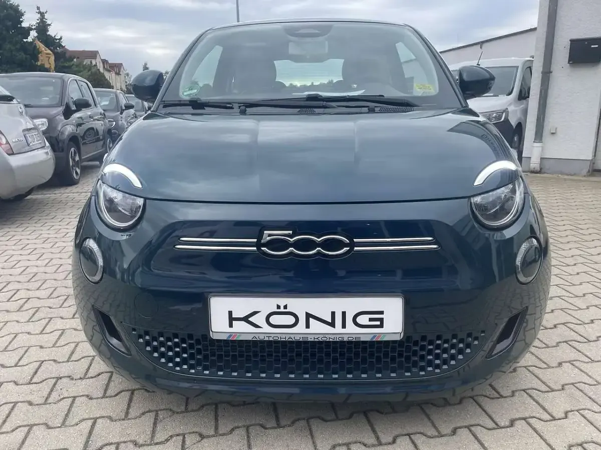 Gebraucht Fiat 500e 86 kW (118 PS) 2023 Ozean grün (5ce) Limousine