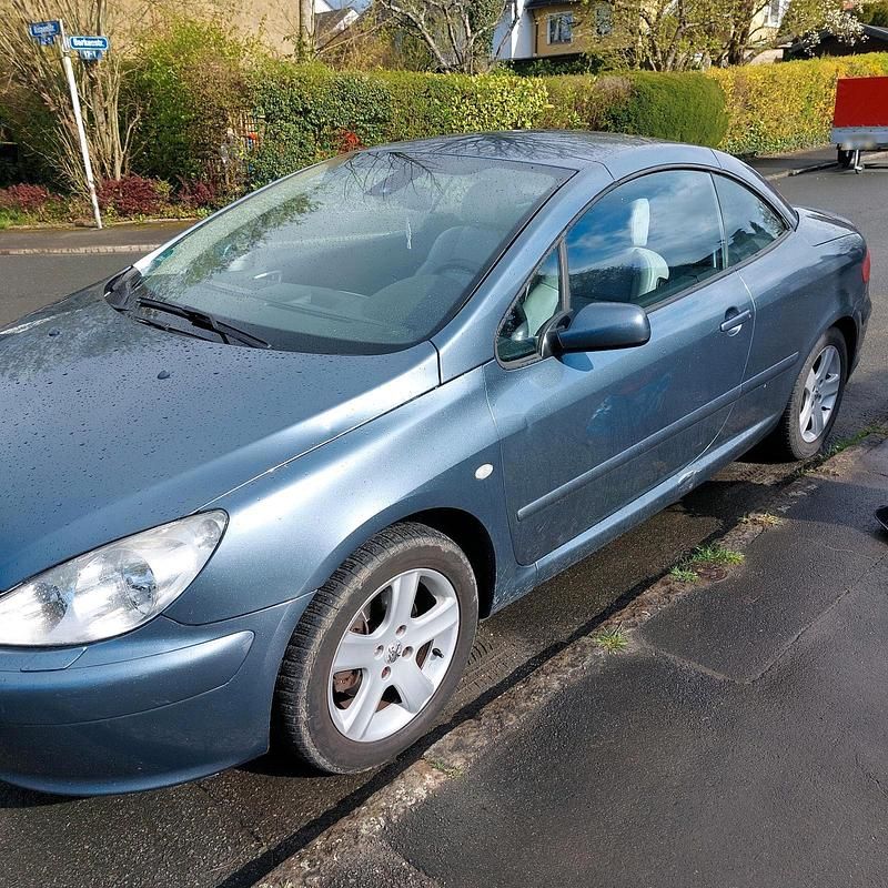 Gebraucht Peugeot 307 CC 110 PS (80 kW) 2003 Blau Cabrio