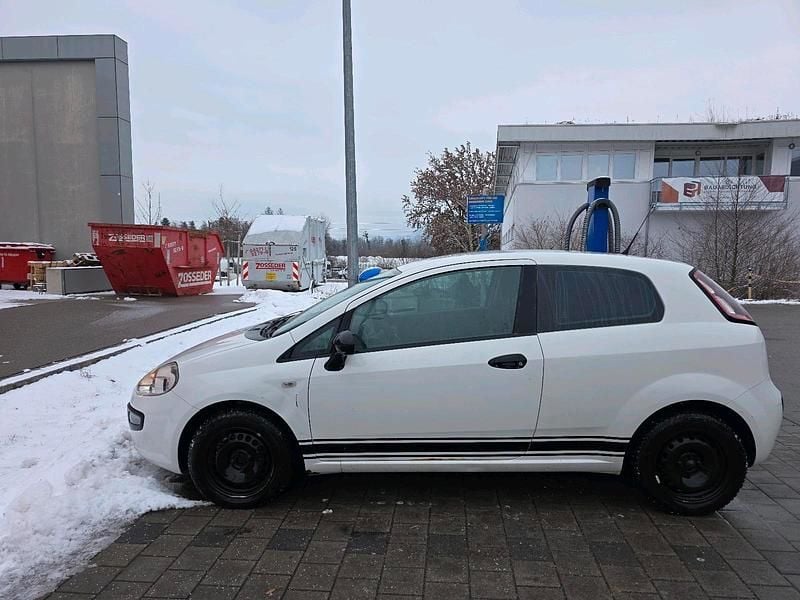 Gebraucht Fiat Punto 65 PS (47 kW) 2010 Kleinwagen