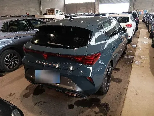 Gebraucht Cupra Leon 150 PS (110 kW) 2025 Fjordblau Limousine