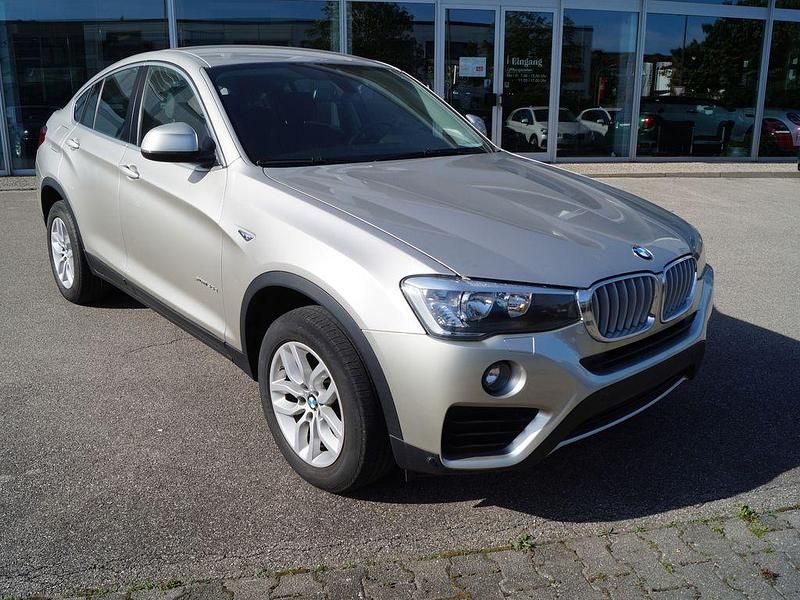 Mineralsilber Gebraucht 2017 BMW X4 Sport Line SUV | 28.900 € (Fairer Preis) - Bild 1/4