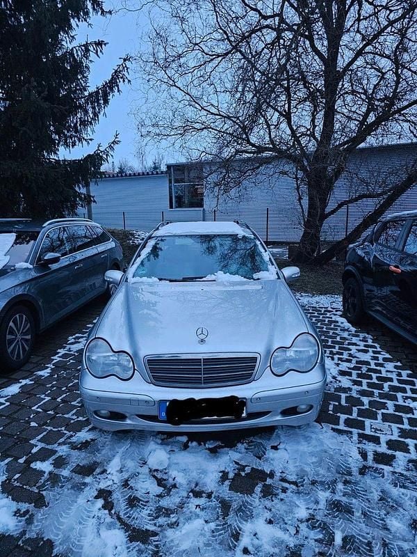 Gebraucht Mercedes C180 Classic 143 PS (105 kW) 2003 Silber Kombi