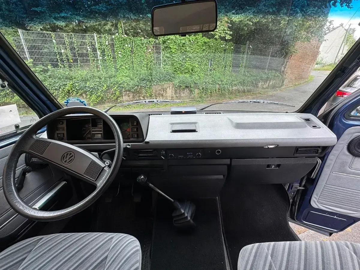 Gebraucht VW T3 Edition 69 PS (50 kW) 1992 Blau Van