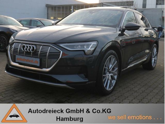 Manhattangrau metallic Gebraucht 2020 Audi e-tron S-Line SUV | 35.450 € (Teuer) - Bild 1/1