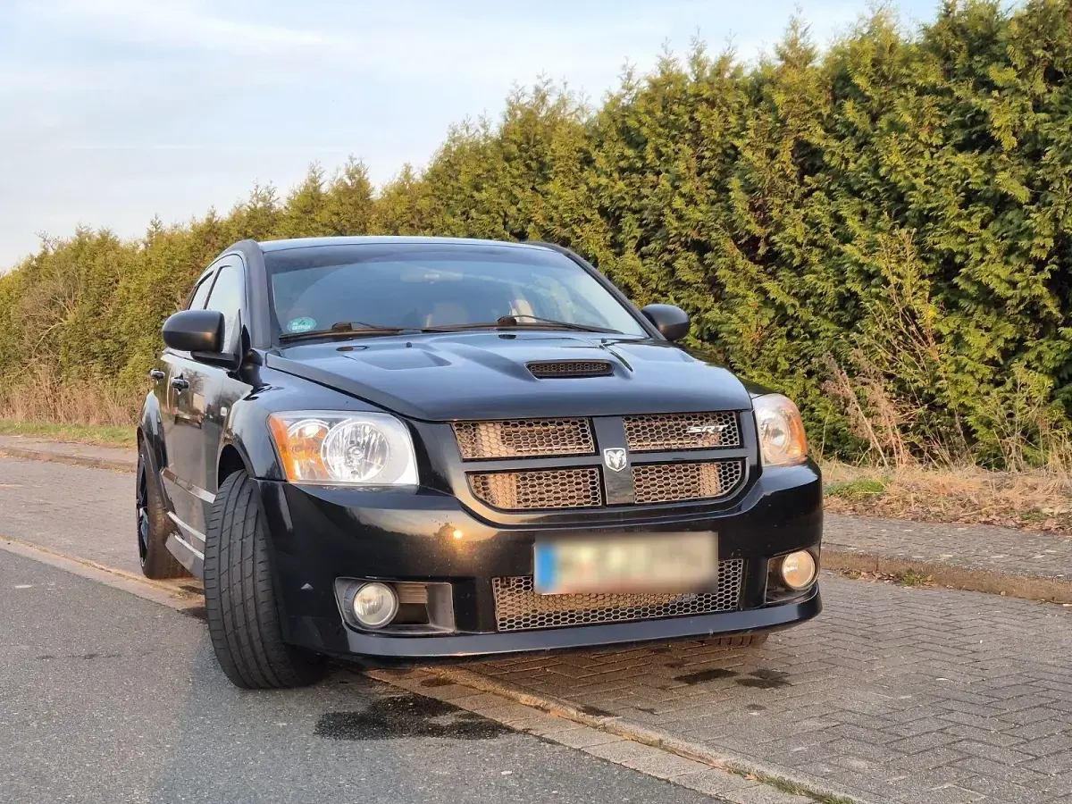 Usata Dodge Caliber 295 CV (216 kW) 2010 Nero Utilitaria