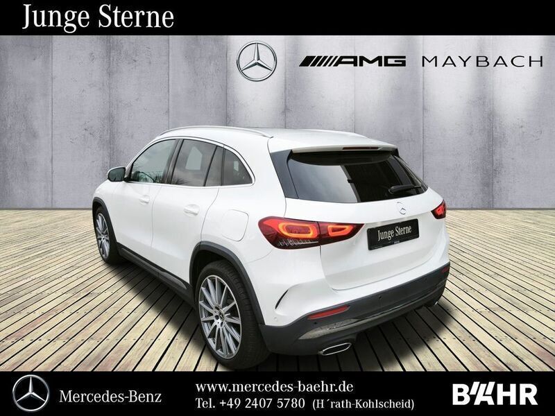 Gebraucht Mercedes GLA200 AMG 163 PS (119 kW) 2020 Weiß SUV
