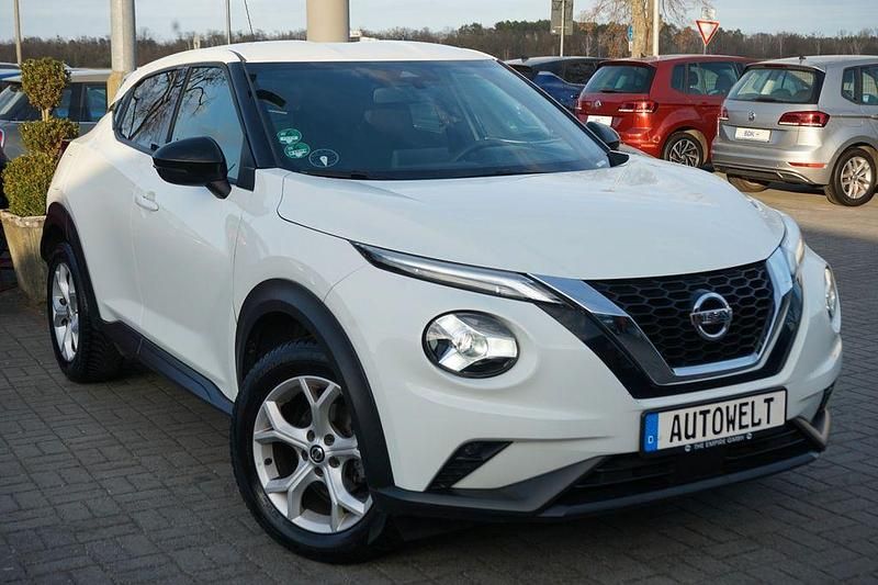 Gebraucht Nissan Juke Acenta 117 PS (86 kW) 2020 Weiß SUV
