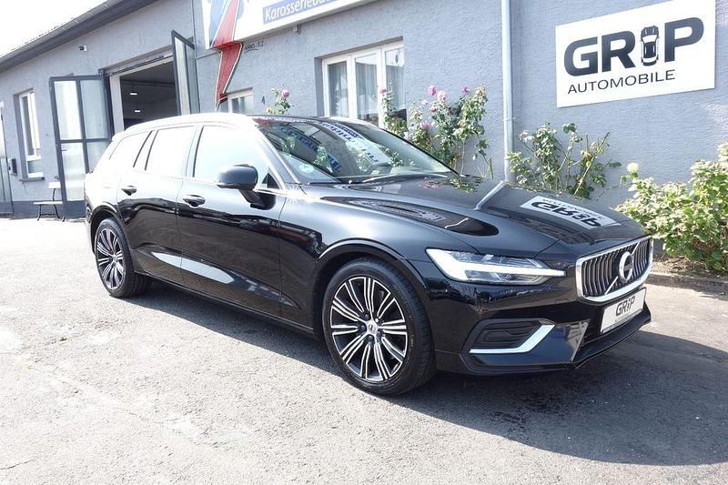 Schwarz Gebraucht 2019 Volvo V60 Inscription Kombi | 20.700 € (Guter Preis) - Bild 1/4