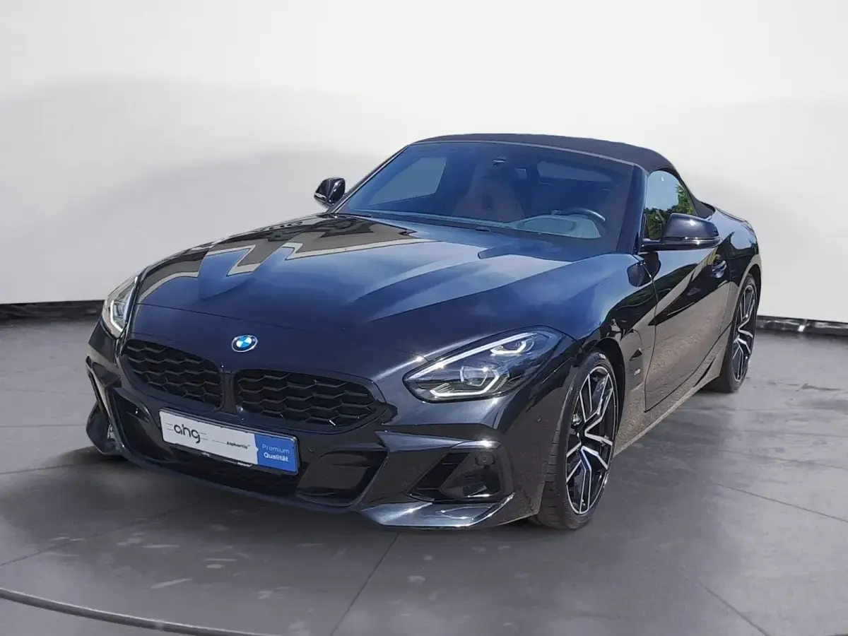 Gebraucht BMW Z4 M Sport 197 PS (144 kW) 2023 Schwarz Cabrio