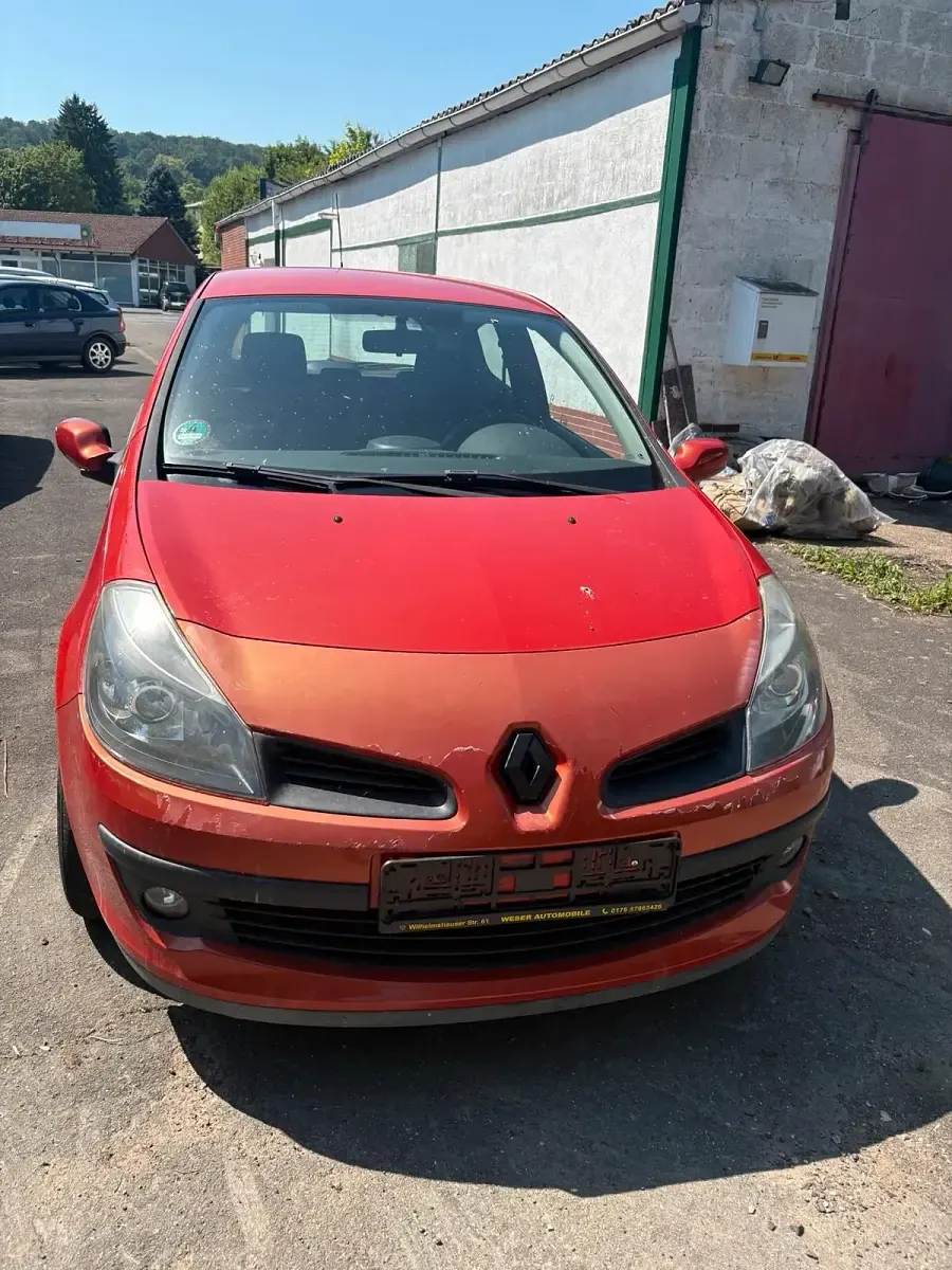 Gebraucht Renault Clio II 111 PS (81 kW) 2006 Rot Limousine